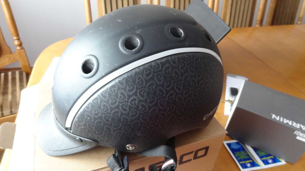 Kask jeździecki CASCO  CHOICE, rozmiar S  52-56 cm czarny, regulowany.