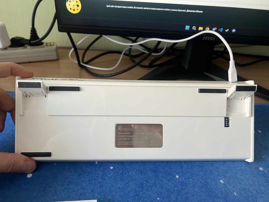 Механическая клавиатура Ducky One 2 Mini на свитчах Cherry MX Blue