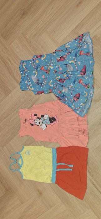 Sukienki 110 -116 h&m i imme