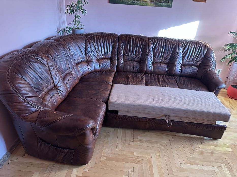Продається шкіряний кутовий диван розкладний