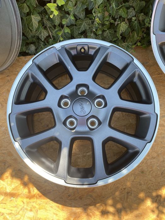 Диски jeep  r18 /5*127
