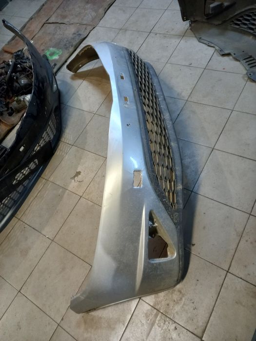 Бампер передний Honda Civic 5D