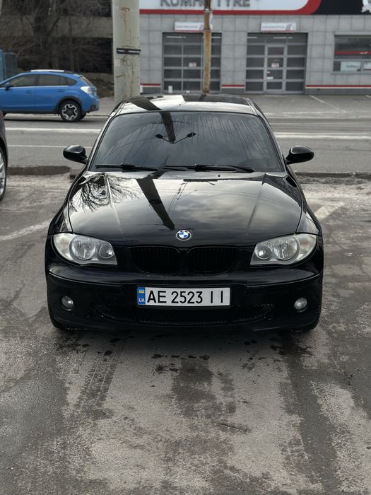 Продам BMW 1 Series E87