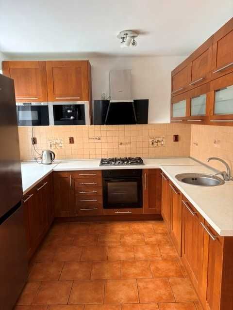 Do wynajęcia przestronne, w pełni wyposażone mieszkanie 73 m² z balkonem – Pruszków