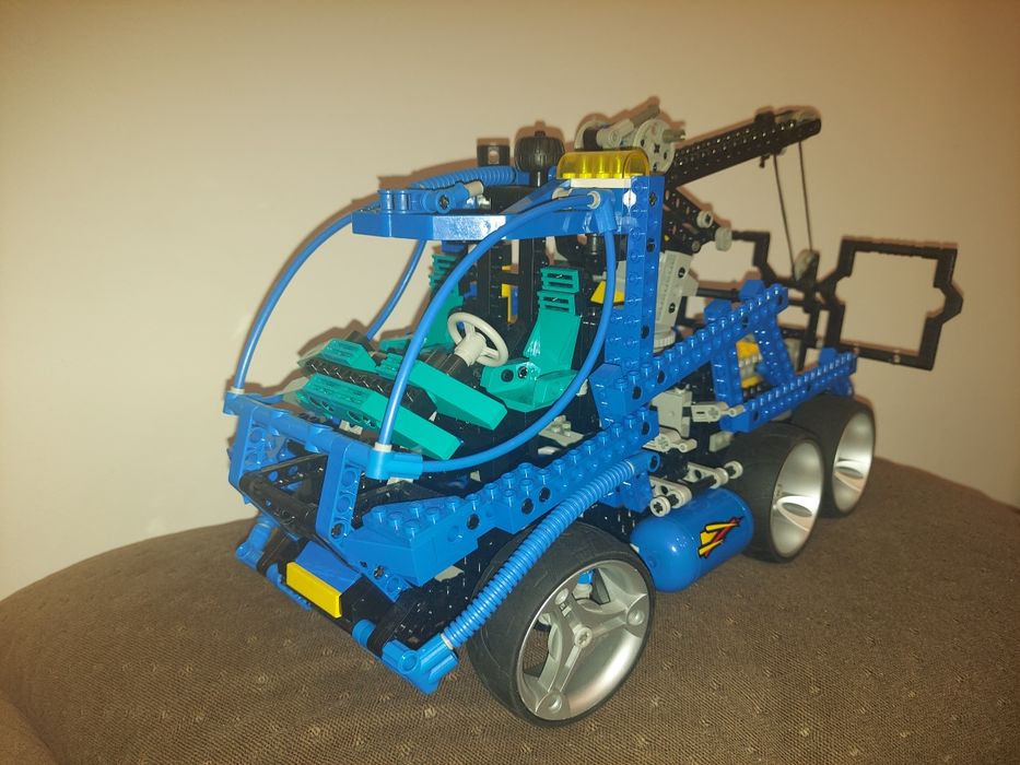 Lego Technic 8462 Tow Truck