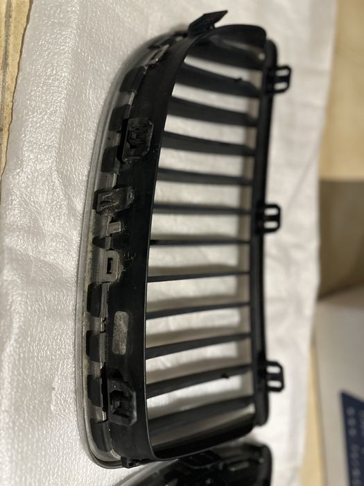 Grelhas BMW e90 2005