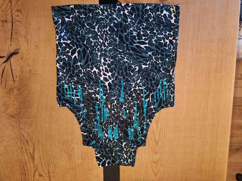 Bluzka Golf bez rękawów cekiny roz 50/52 wieczorowa