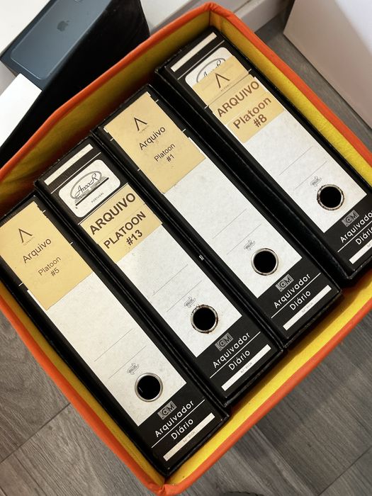 Cerca de 50 dossiers por 25 euros