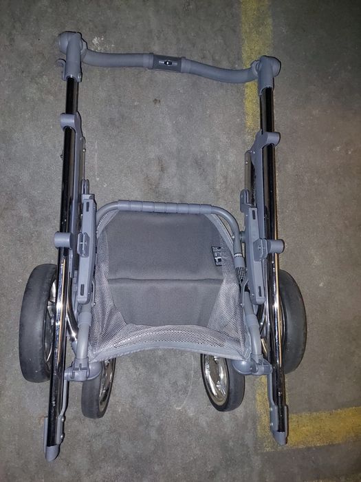 Duo bebebar: carrinho/chassis+assento reversivel+OVO/babycoque