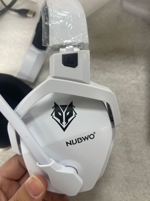 NUBWO Bezprzewodowy zestaw słuchawkowy do gier na PS5 PS4, PC