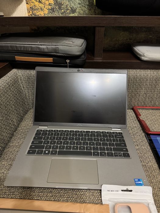 Лот техніки Apple (iphone, ipad, lenovo, dell)