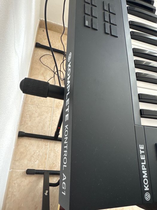 Komplete Kontrol A61