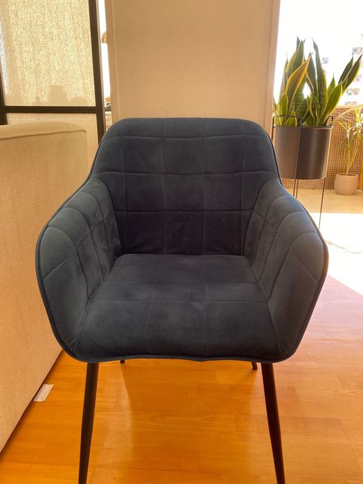 Cadeirão de mesa