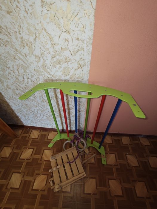 Продам детскую шведскую стенку