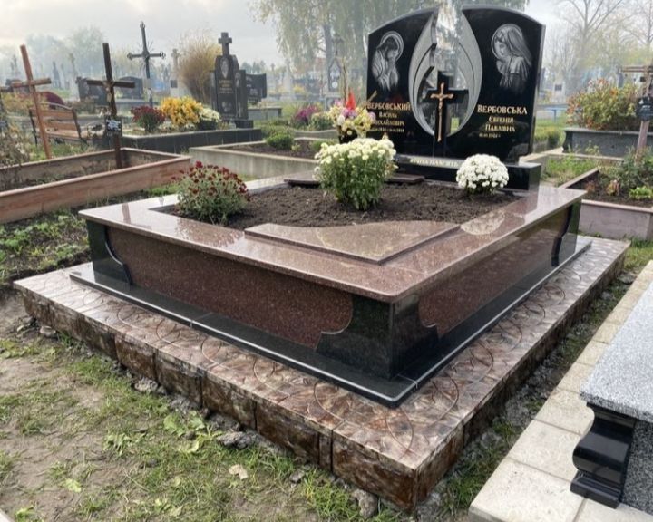 Оновлення старих пам'ятників та встановлення пам'ятників з граніту LMR