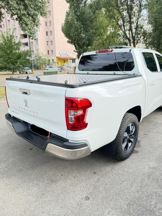 Кришка кузова для пікапа Peugeot Landtrek