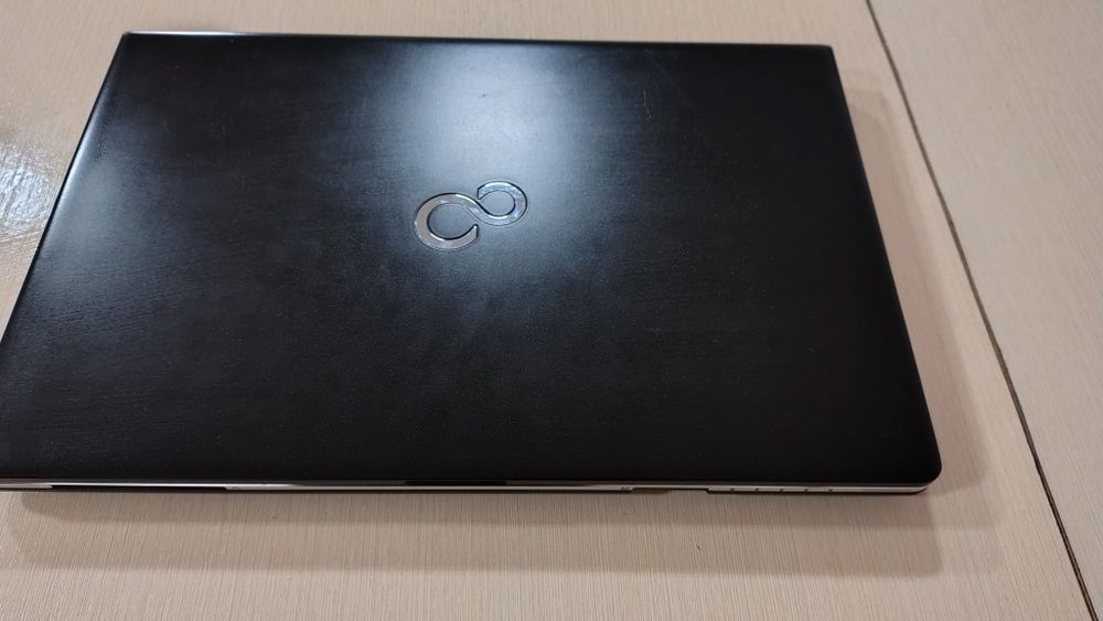 ноутбук i5 /8 GB/ SSD Fujitsu