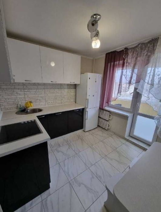 Продам 1ком квартиру на Коммунаре