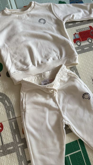 Костюм Zara 86 розмір 12-18 міс новий