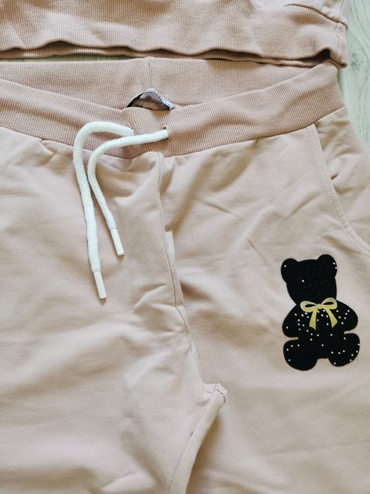 Sprzedam piękny dres