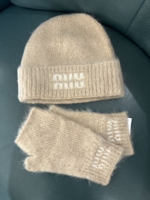 Miu miu комплект шапка з рукавичками