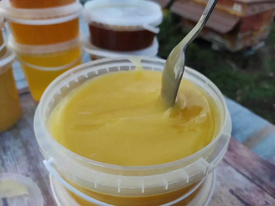 Мед натуральний, липа-різнотрав'я, гірський з Карпат. Ведерко-1,,5 кг.