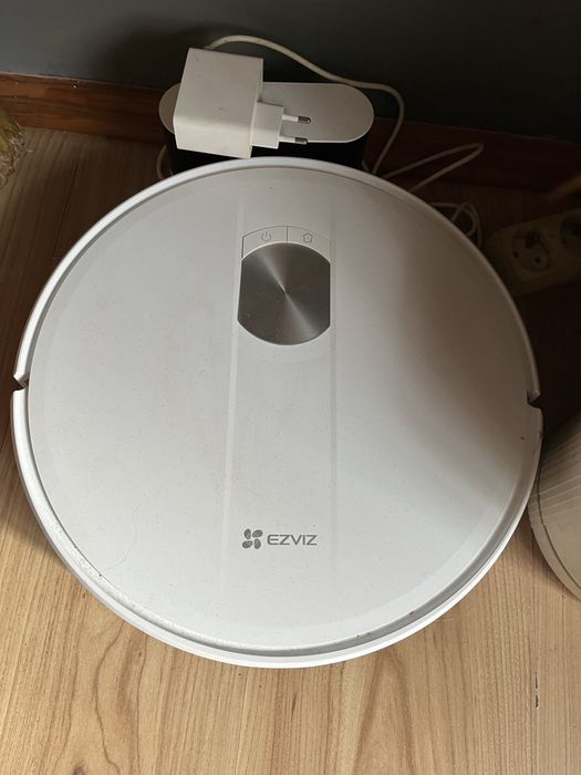Robot sprzatajacy ezviz rc3 odkurzacz