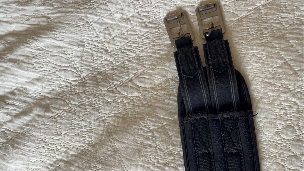 Popręg anatomiczny SHIRES 100 cm – neoprenowy, stan bdb