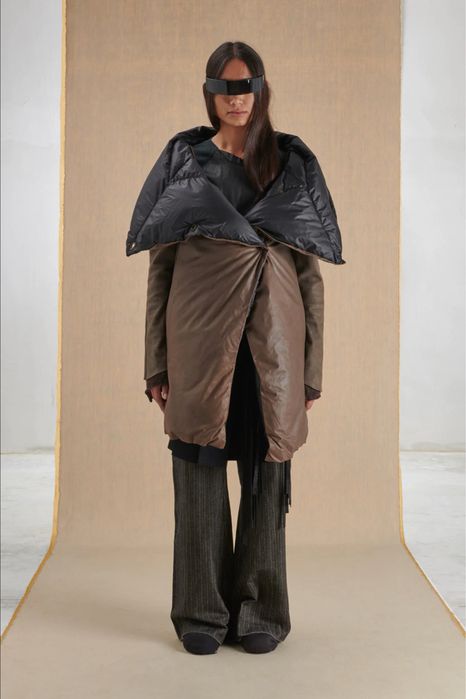 Жіночий авангардний пуховик пальто Isaac Sellam Experience M/L розмір