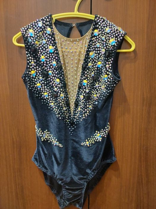 Купальник для художньої гімнастики