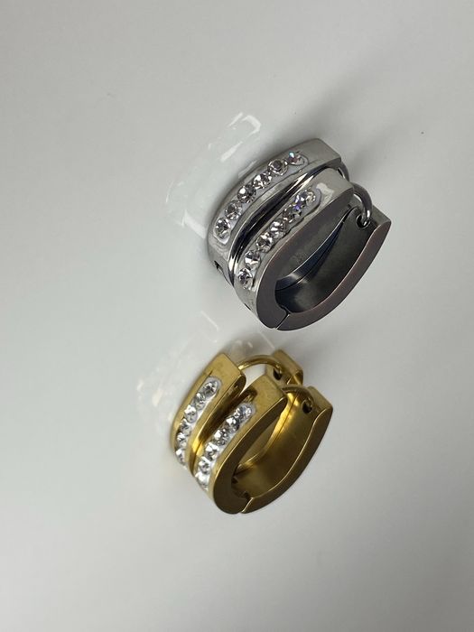 Brincos em aço inoxidavél