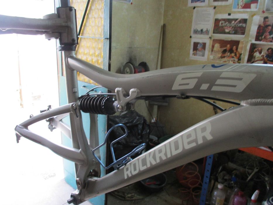 Bicicleta ROCKRIDER 6.3, dupla suspensão, 24 speeds