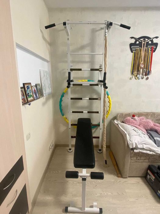 Продам спортивный уголок!