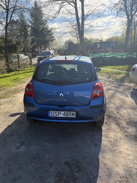 Renault cllio 3   1.2 benzyna 2006 rok