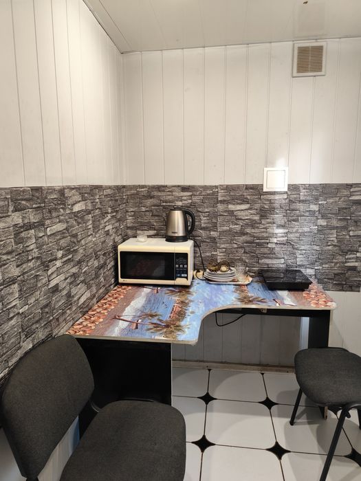 1 к Черемушки 7 больница чеки Каменское посуточно подобово тепло