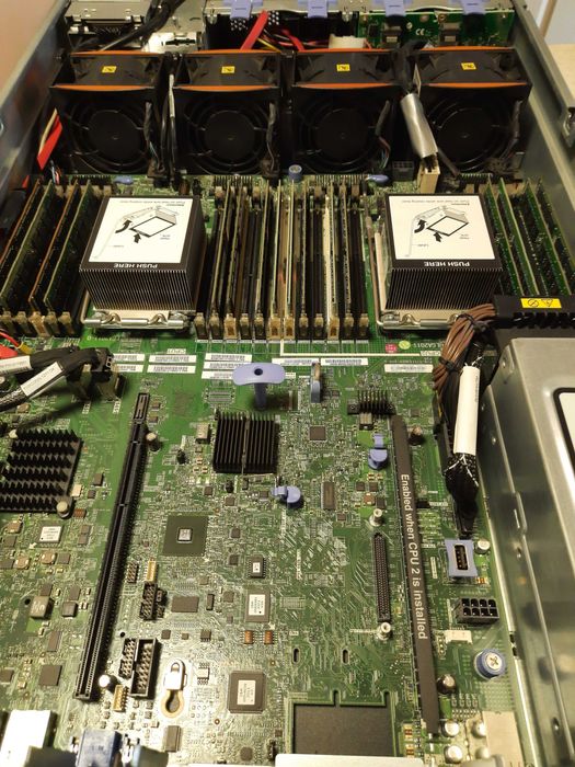 Сервер IBM System x3650 M4 2*Xeon E5-2650L / 128Gb / 4*300Gb SAS