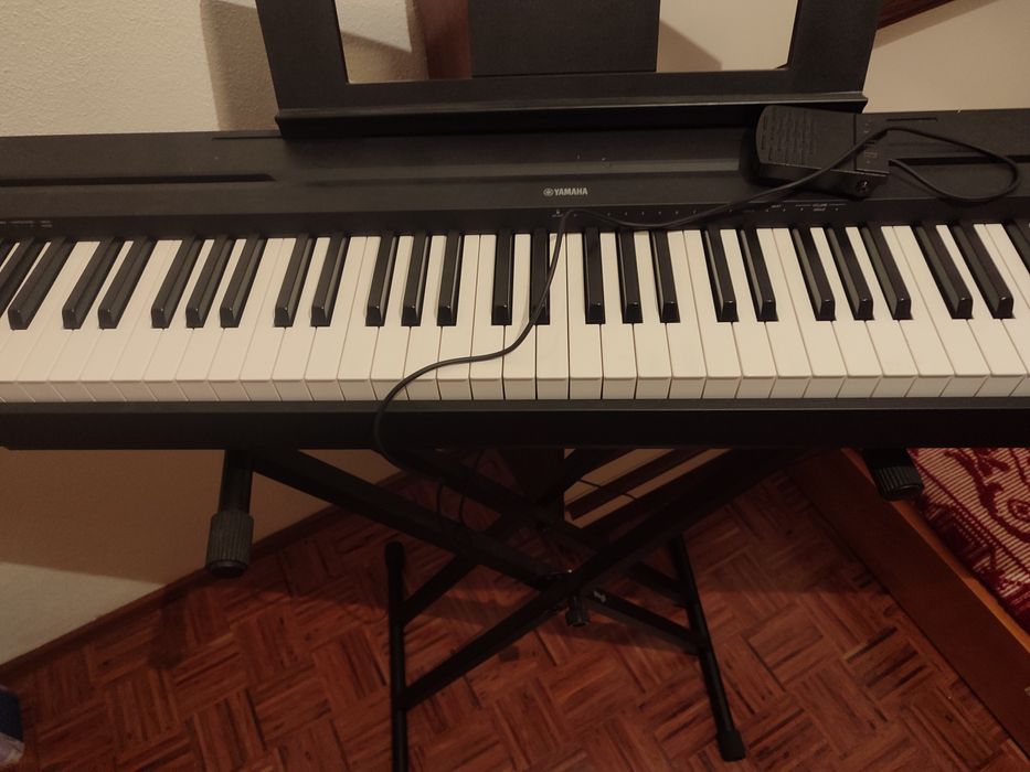 Vendo piano YAMAHA P-45B