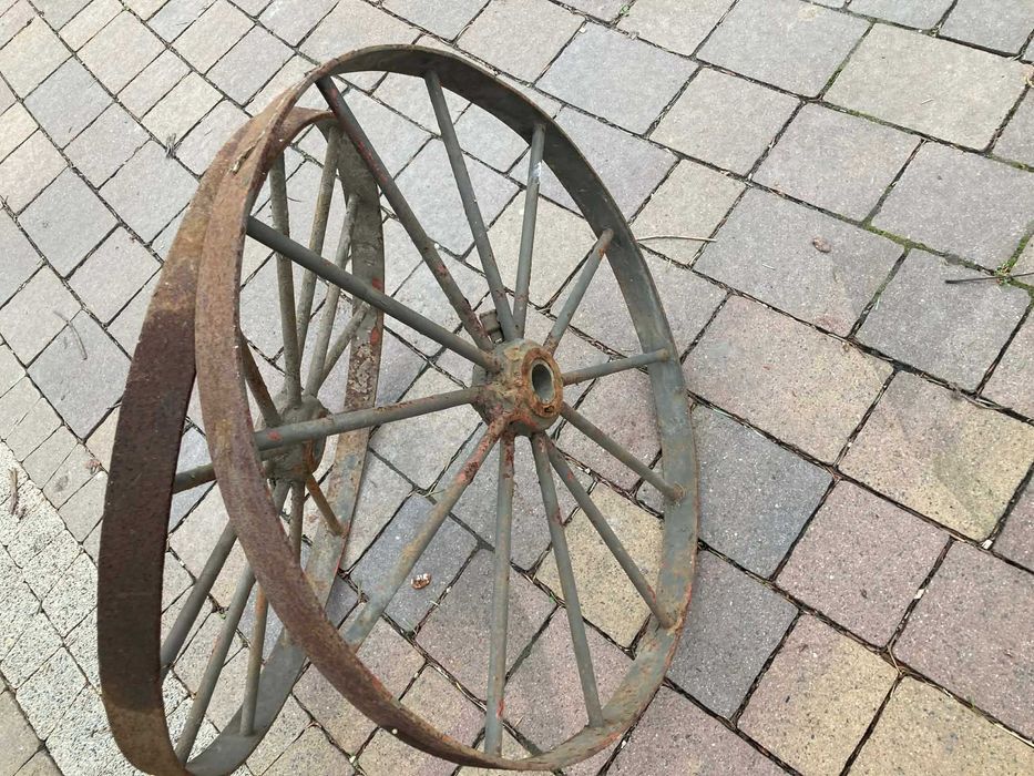 koła metalowe 60 cm antyk prl