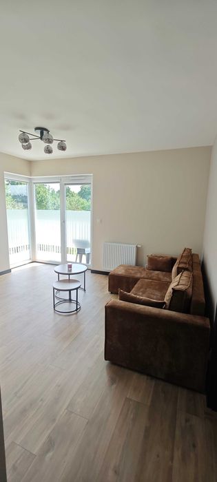 Nowe mieszkanie – 2 pokoje, 1 miejsce parkingowe, 9m balkon, umeblowane