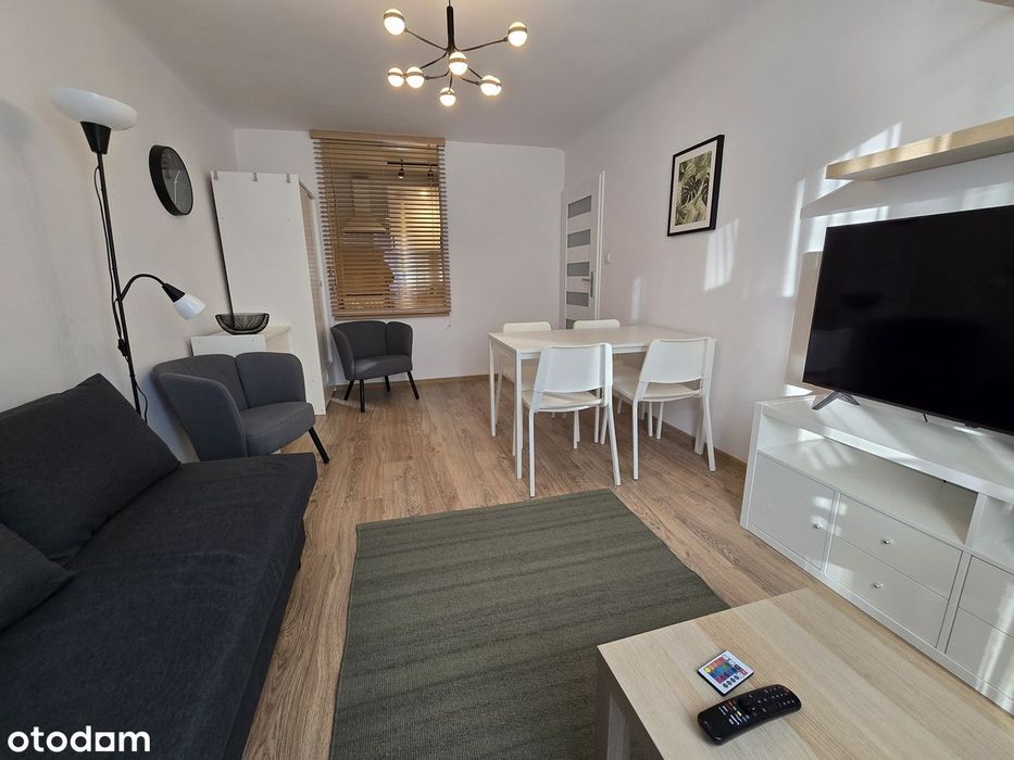 Grzybowska 9 | 3 Pokoje | 48 M² | Winda | Centrum