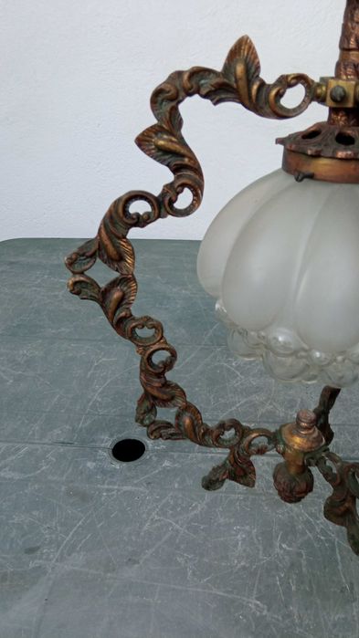 Candeeiro de teto em latão