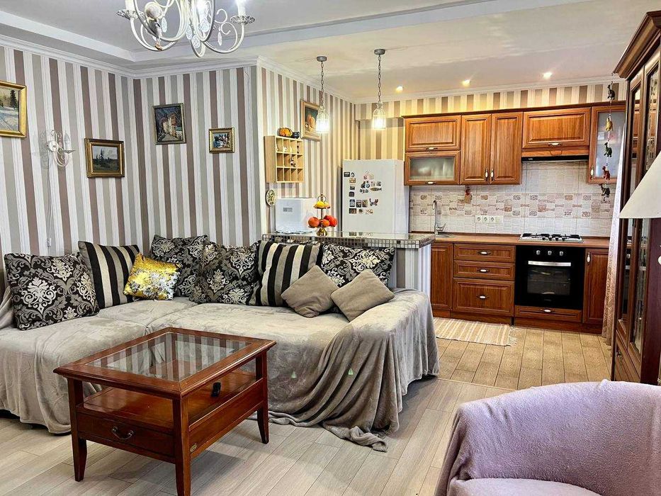 Продам 2-х комнатную квартиру 4 южный