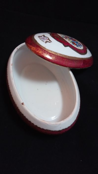 Caixa guarda joias oval da Satsuma made in China