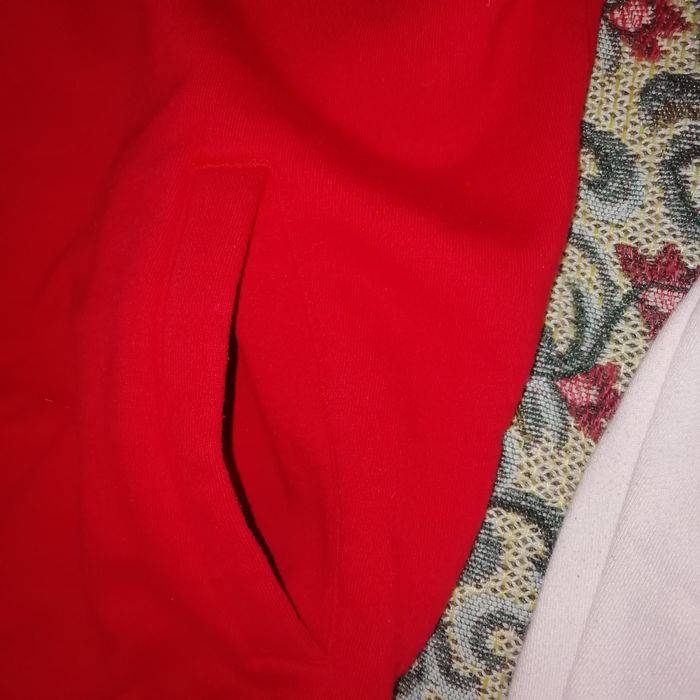 Продам кофту спорт