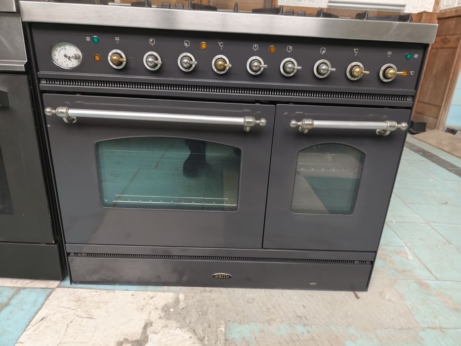 Професійна газова плита на 5 камфорок