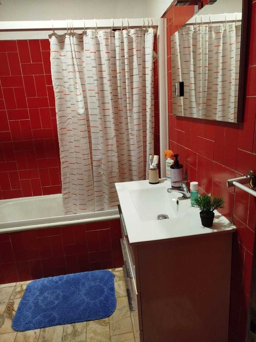 Arrenda-se T1 com terraço em Leiria