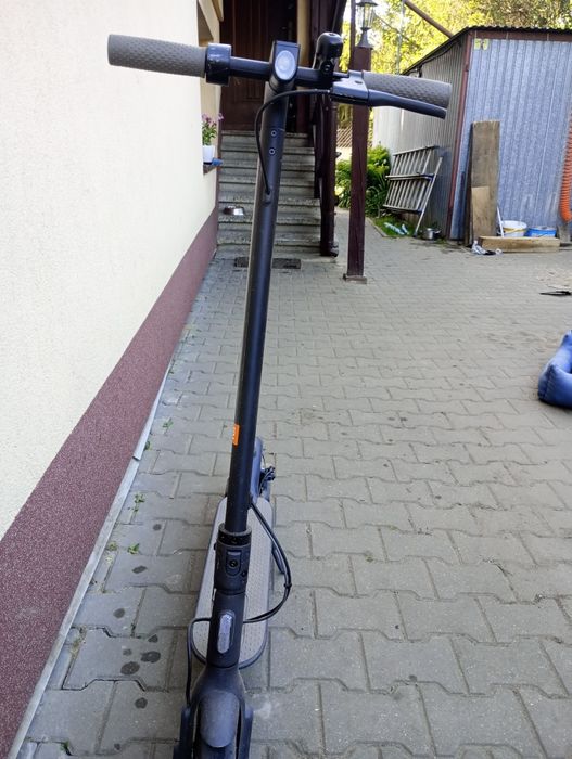 Hulajnoga elektryczna Xiaomi Mi Electric Scooter 1S