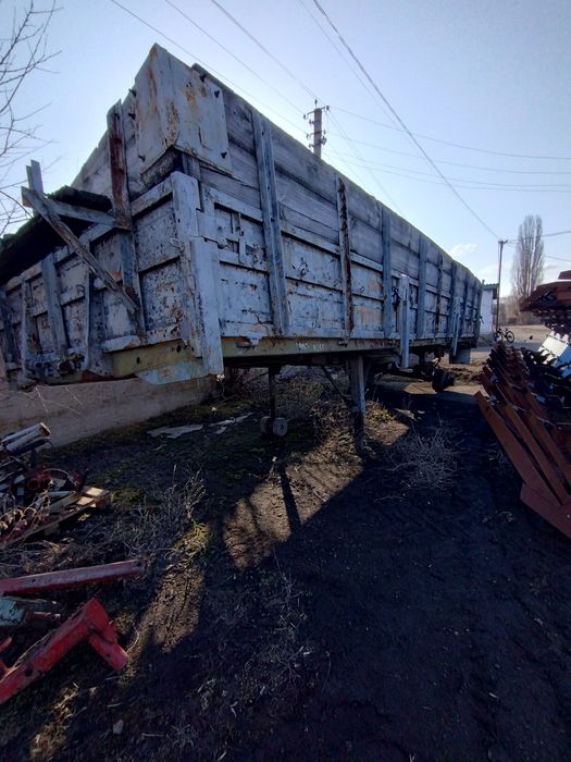 Напівпричіп бортовий ОДАЗ 93571