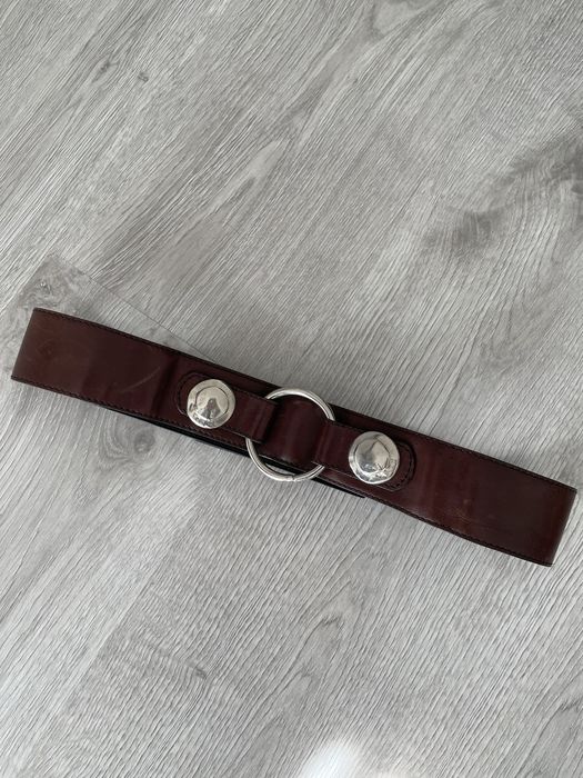 Szeroki brazowy pasek do plaszcza zakietu swetra zapinany z tylu