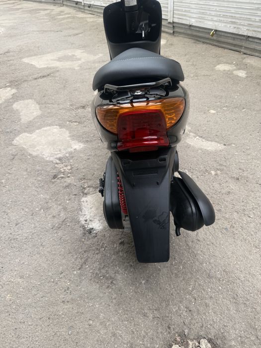 Yamaha Jog sa16 з контейнера